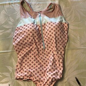 Lands’ End Woman’s one piece bathing suit 2X